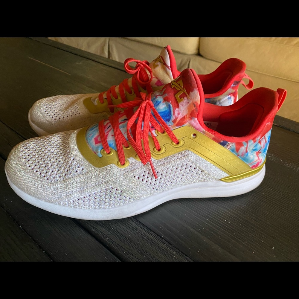 APL Kelsey Wells Limited edition shoes 9.5